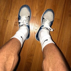 Men’s Nike free fly knit 4.0